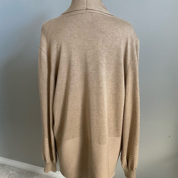Liz Claiborne Gold Women's Open Cardigan - Picture 3 of 7